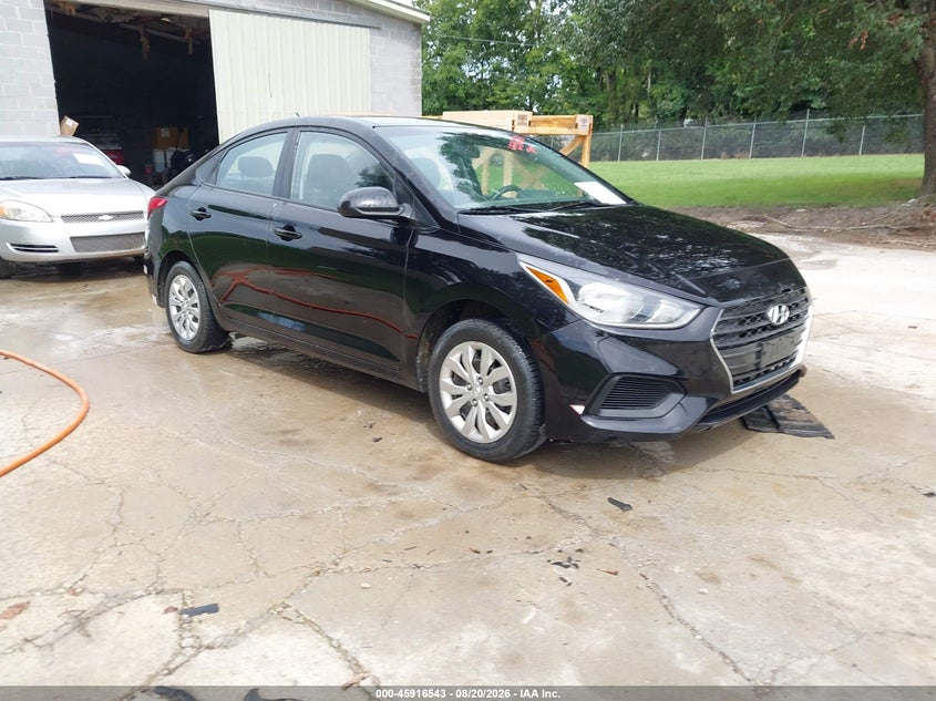 2018 HYUNDAI ACCENT auction photo 1