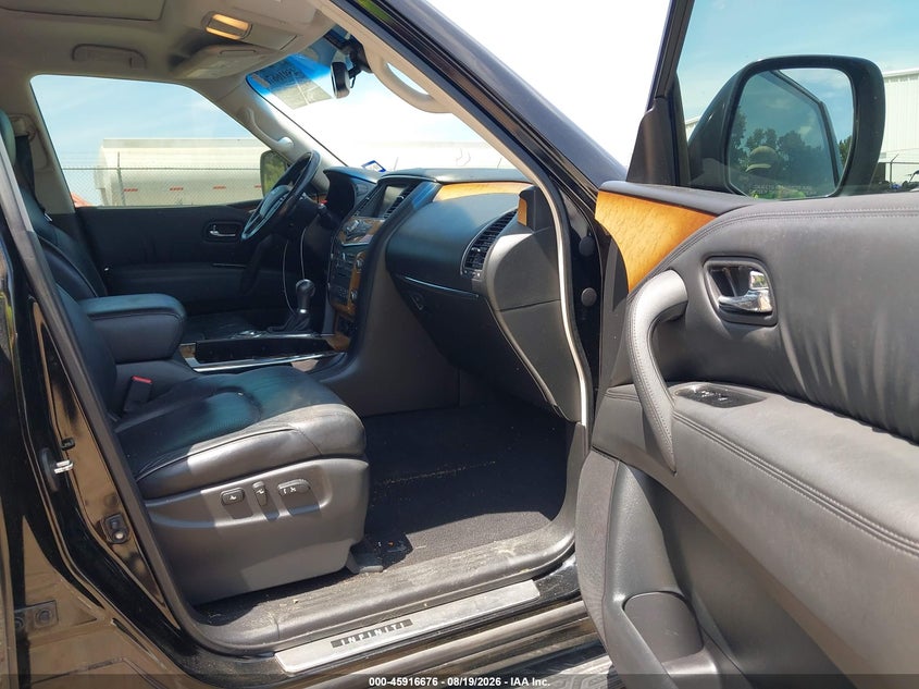 2012 INFINITI QX56 auction photo 5