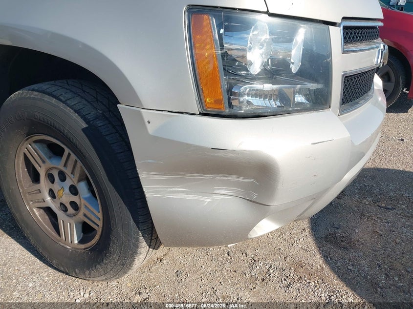 2008 CHEVROLET SUBURBAN 1500 auction photo 6