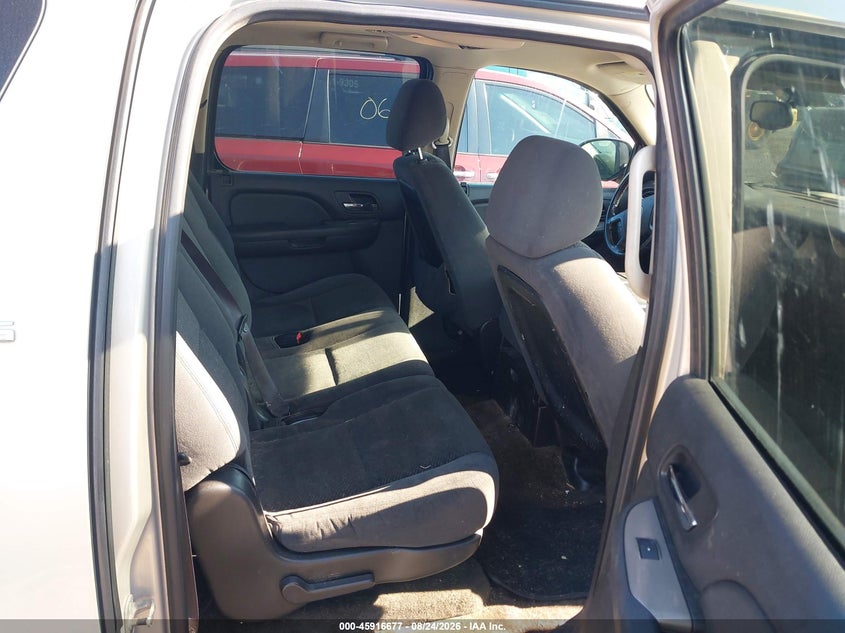 2008 CHEVROLET SUBURBAN 1500 auction photo 8