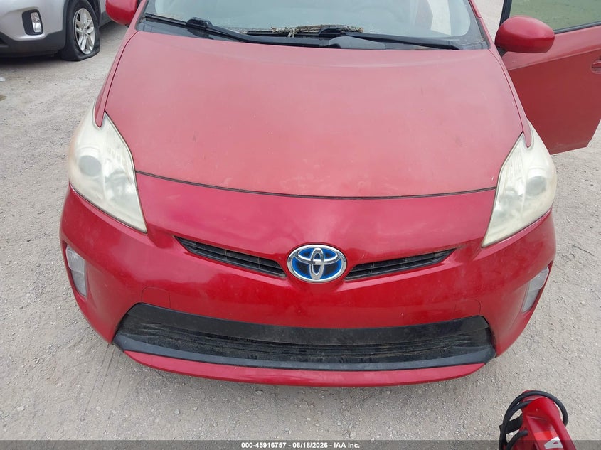 2013 TOYOTA PRIUS auction photo 6