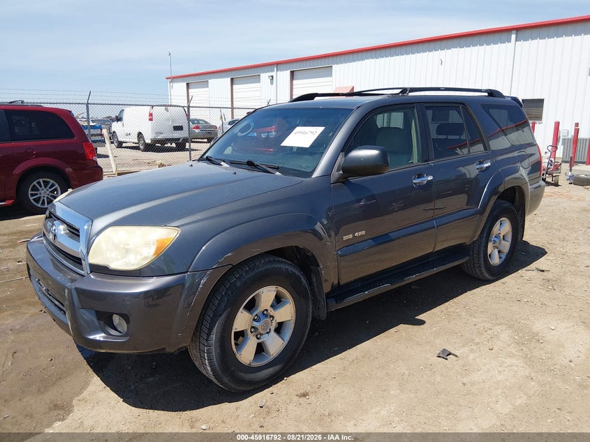 2008 Toyota 4Runner, Hail, IAAI, VIN JTEBU14R08K004556 — photo 2