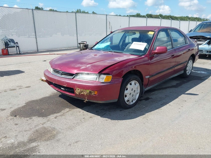 1996 HONDA ACCORD auction photo 2