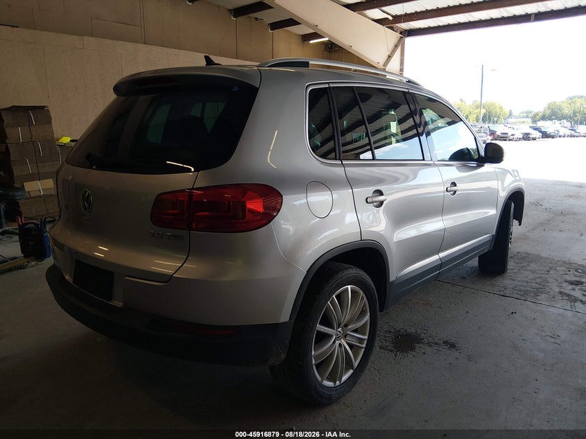 VOLKSWAGEN TIGUAN 2012 VIN WVGAV7AX1CW532848