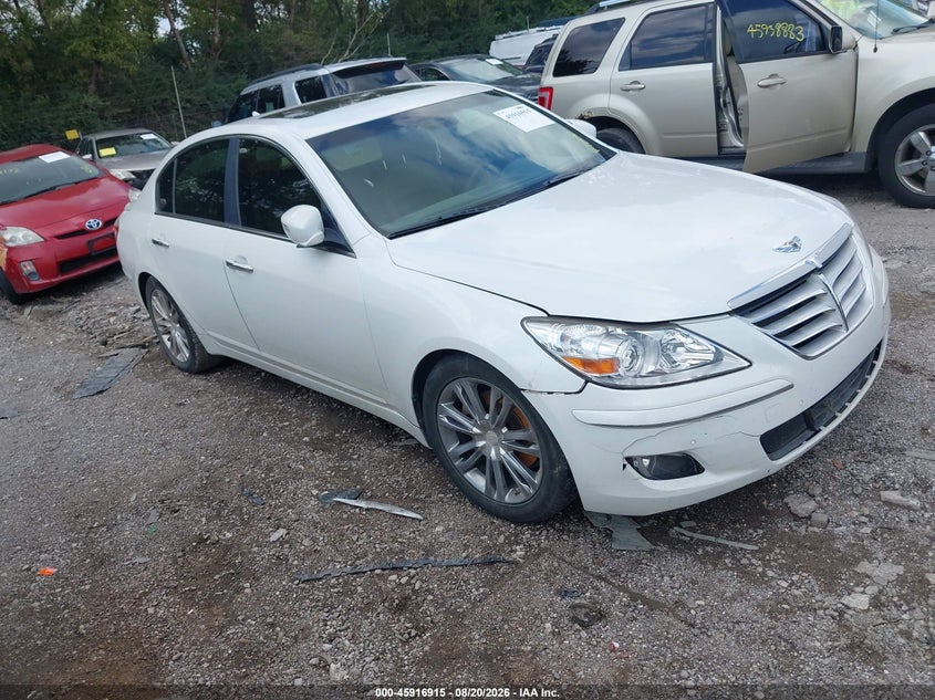 2011 HYUNDAI GENESIS auction photo 1