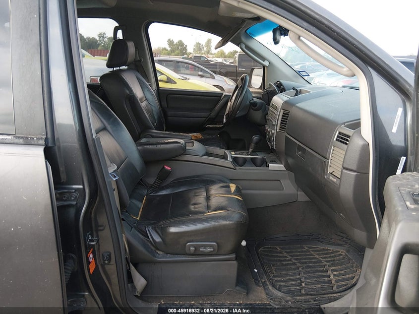 2005 NISSAN ARMADA auction photo 5