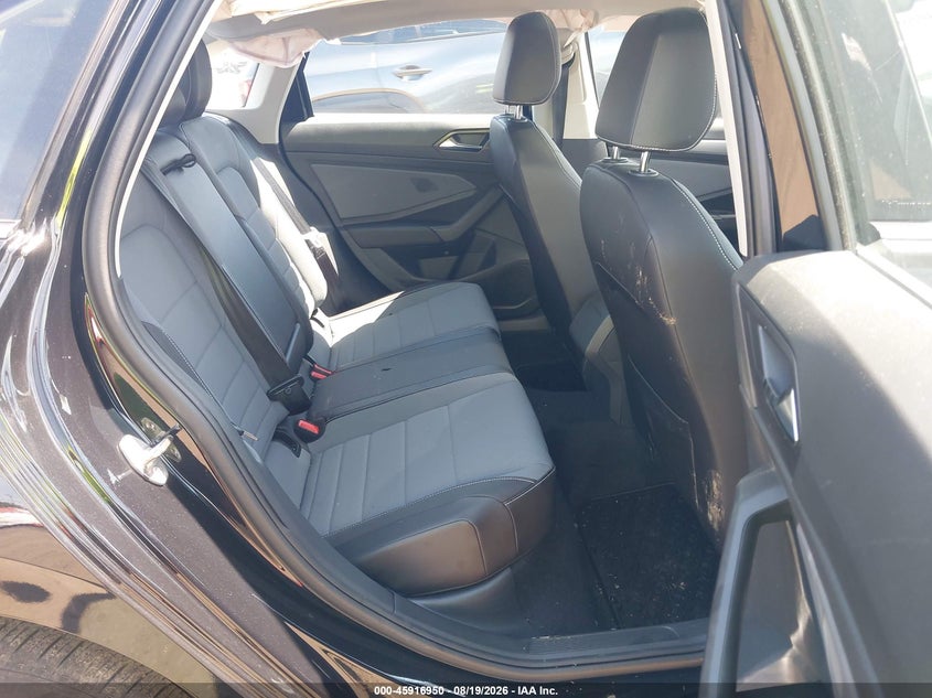 2025 VOLKSWAGEN JETTA auction photo 8