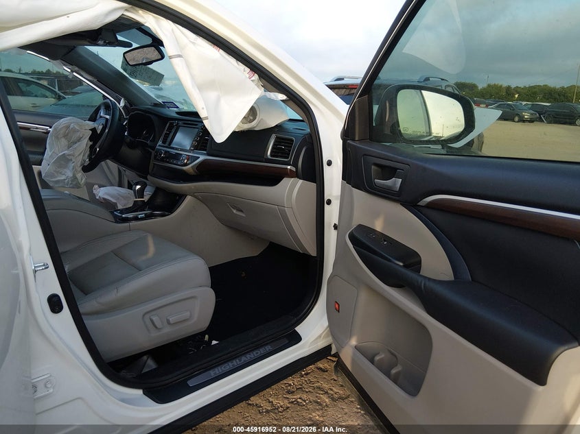 TOYOTA HIGHLANDER - zdjęcie 5