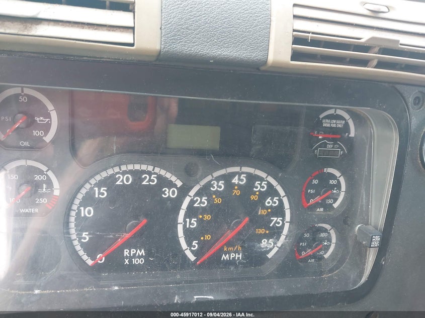 2015 FREIGHTLINER CASCADIA 125 auction photo 5
