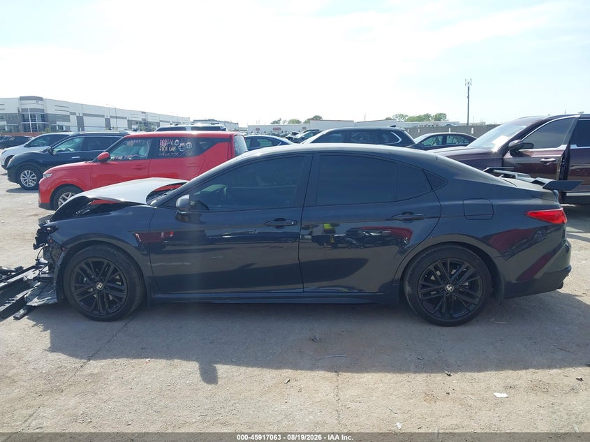 TOYOTA CAMRY - zdjęcie 14