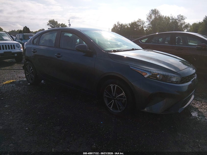 2023 KIA FORTE auction photo 1