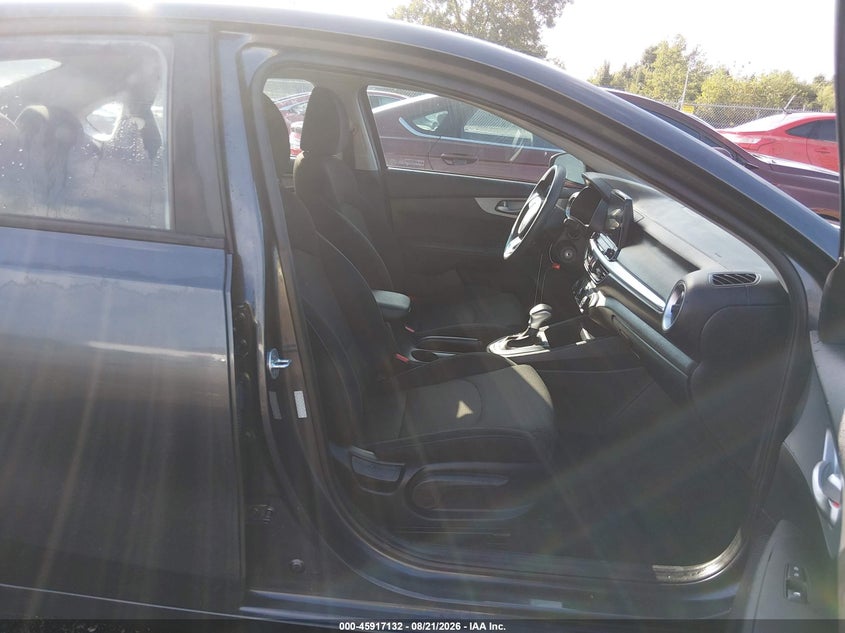 2023 KIA FORTE auction photo 5