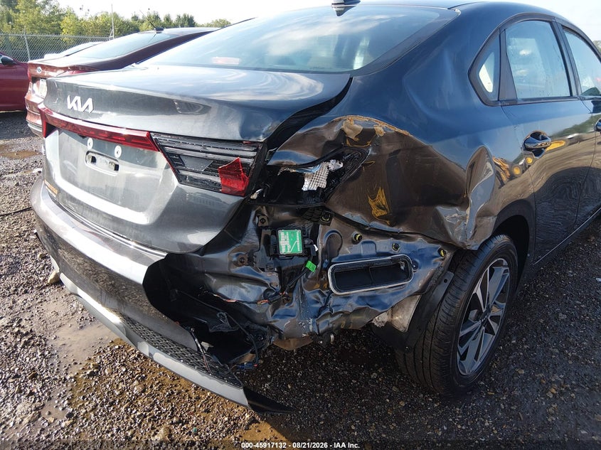 2023 KIA FORTE auction photo 6