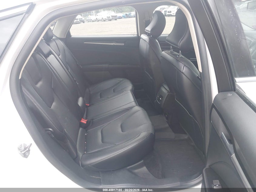 2017 FORD FUSION auction photo 8