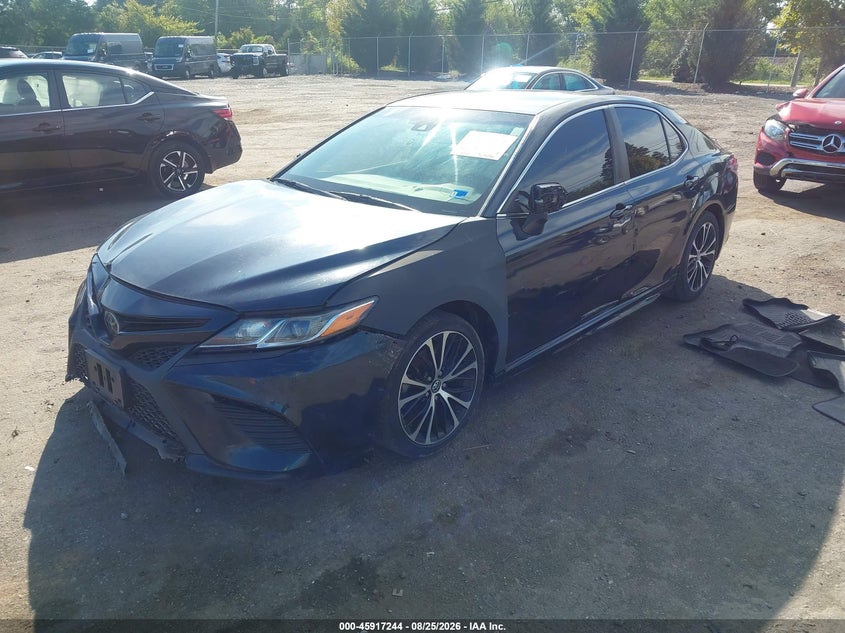 2018 TOYOTA CAMRY auction photo 2