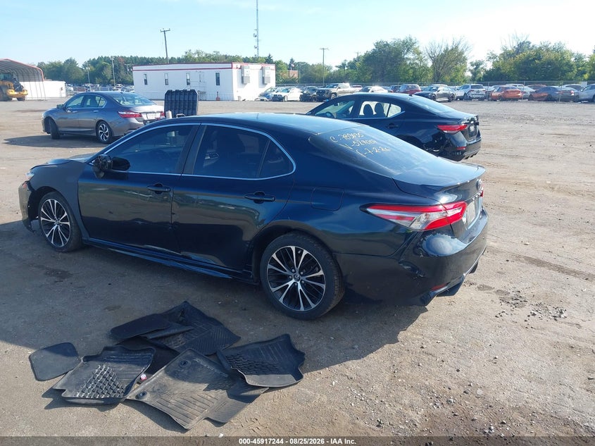 2018 TOYOTA CAMRY auction photo 3
