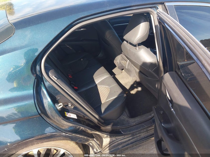 2018 TOYOTA CAMRY auction photo 8