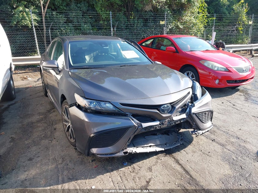 TOYOTA CAMRY - zdjęcie 19