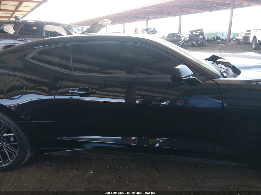 CHEVROLET CAMARO 2018 VIN 1G1FK1R66J0126438