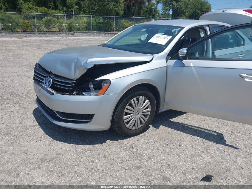 VOLKSWAGEN PASSAT 2014 VIN 1VWAT7A30EC111373