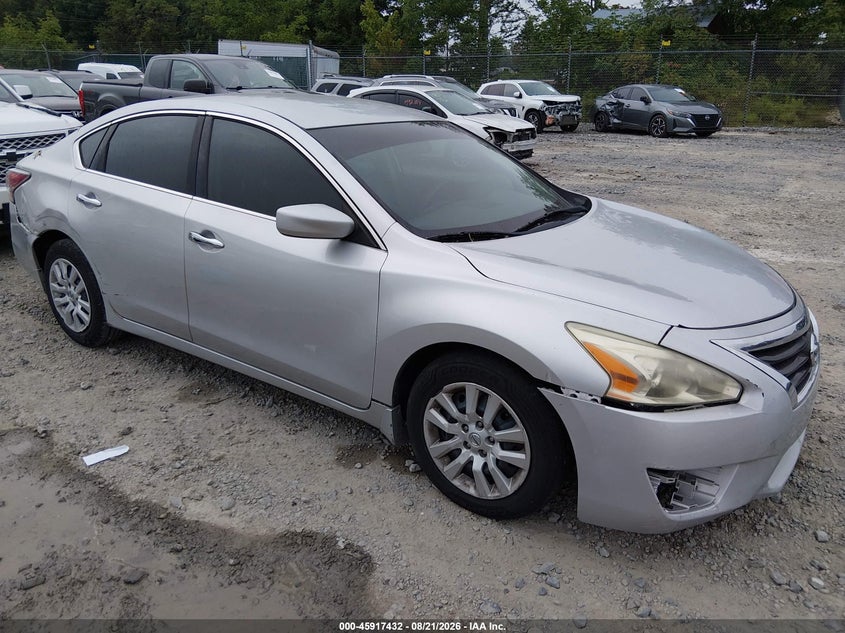 2015 NISSAN ALTIMA auction photo 1
