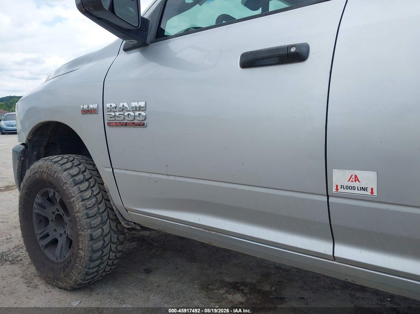 2014 RAM 2500 auction photo 6