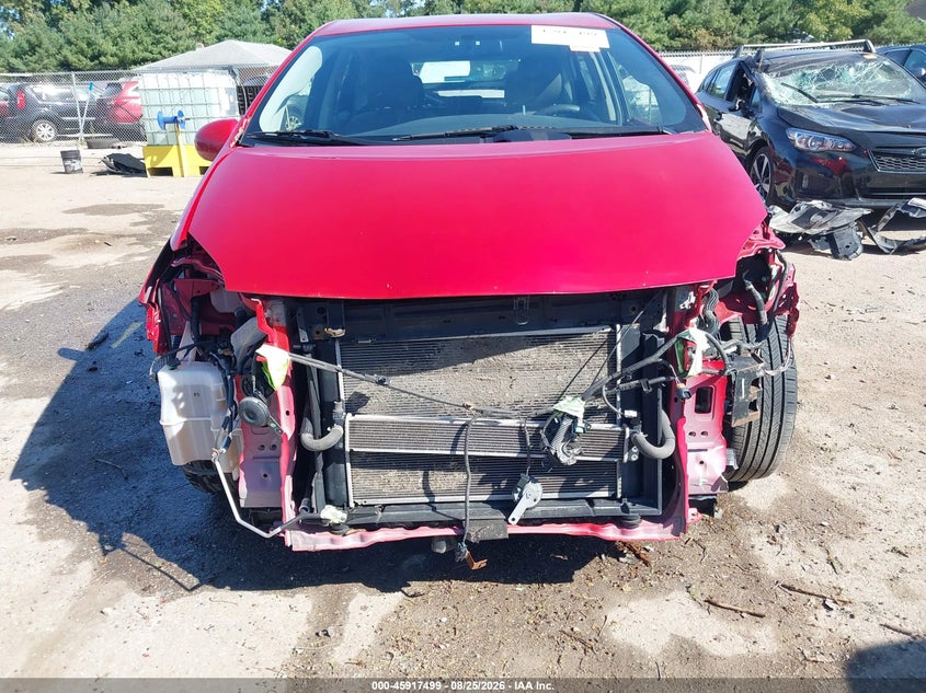 2015 TOYOTA PRIUS HATCHBACK 1.8L I-4 DOHC, VVT, 98HP