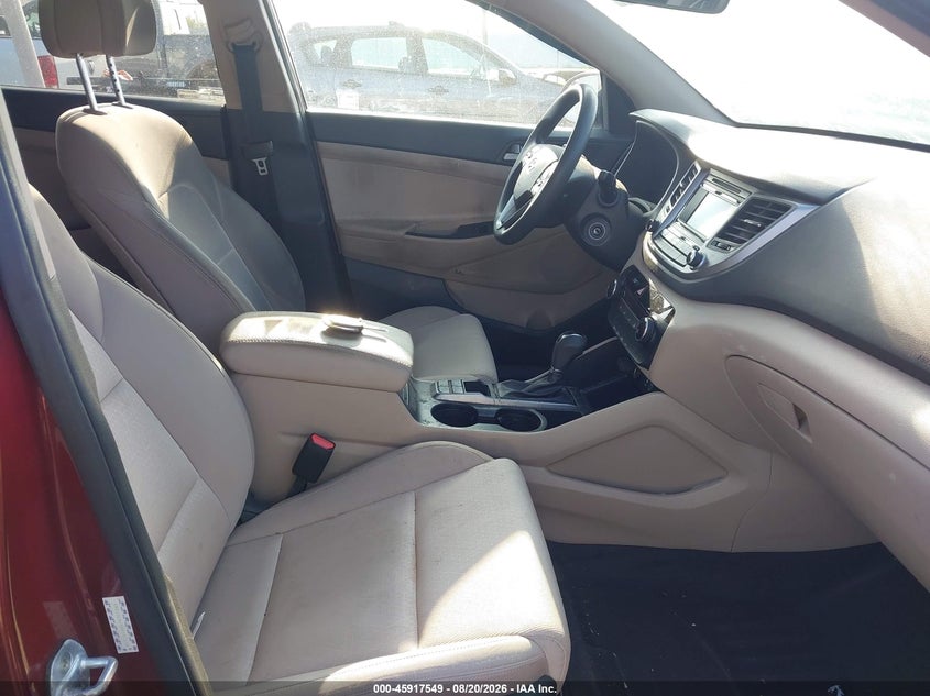 2017 HYUNDAI TUCSON auction photo 5