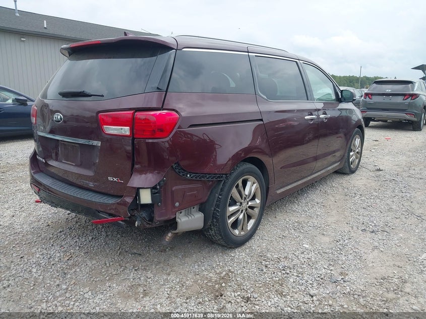2017 KIA SEDONA auction photo 4