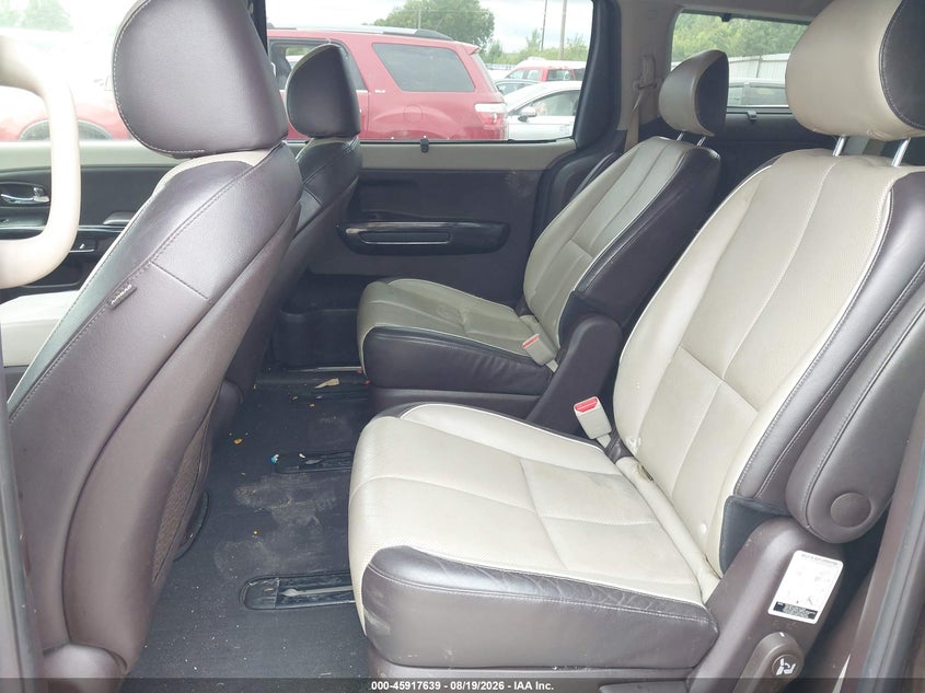 2017 KIA SEDONA auction photo 8