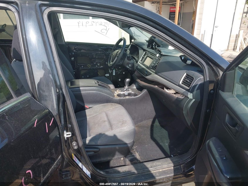 TOYOTA HIGHLANDER - zdjęcie 5