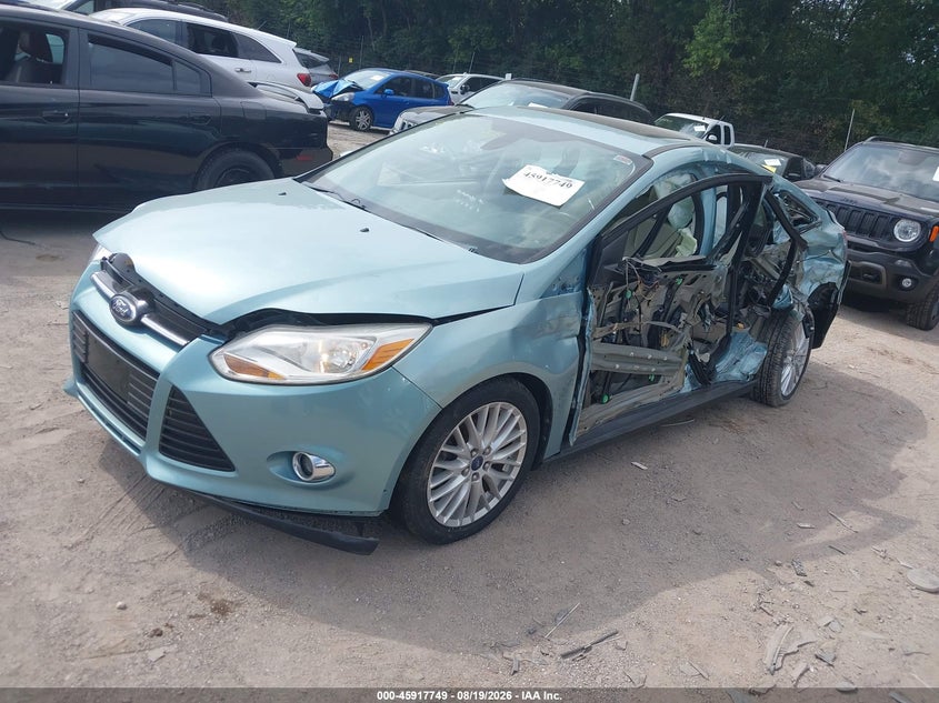 2012 Ford Focus, По кругу, IAAI, VIN 1FAHP3H27CL357917 — фото 2