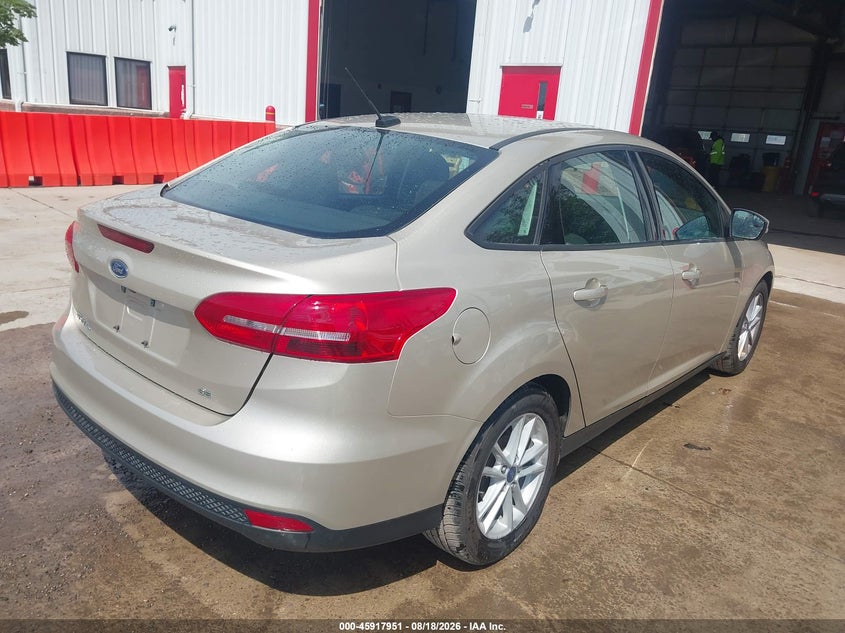 Vin: 1fadp3f25hl329655, lot: 46417039, ford focus se 20174
