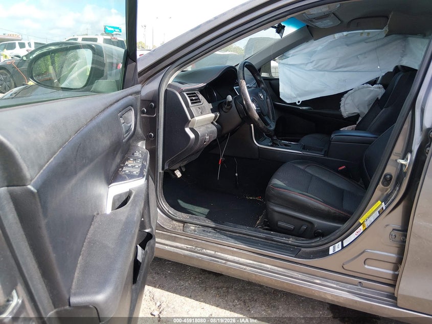 2017 TOYOTA CAMRY auction photo 5