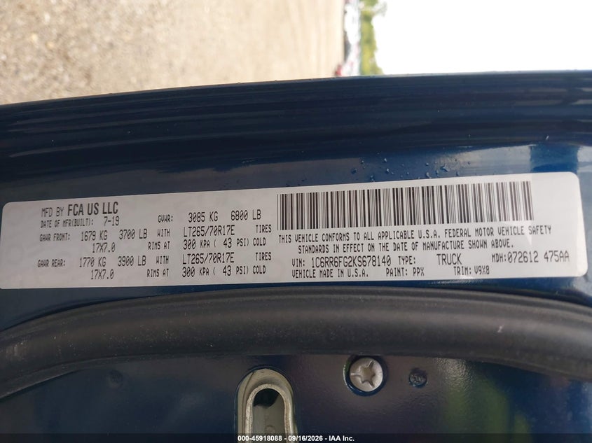 RAM 1500 CLASSIC 2019 VIN 1C6RR6FG2KS678140