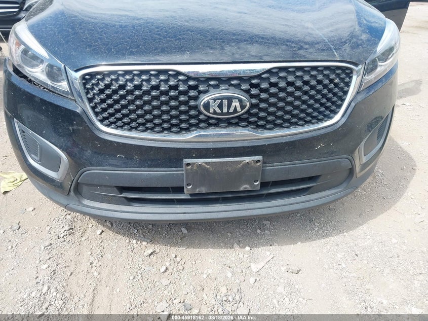 2016 KIA SORENTO auction photo 6