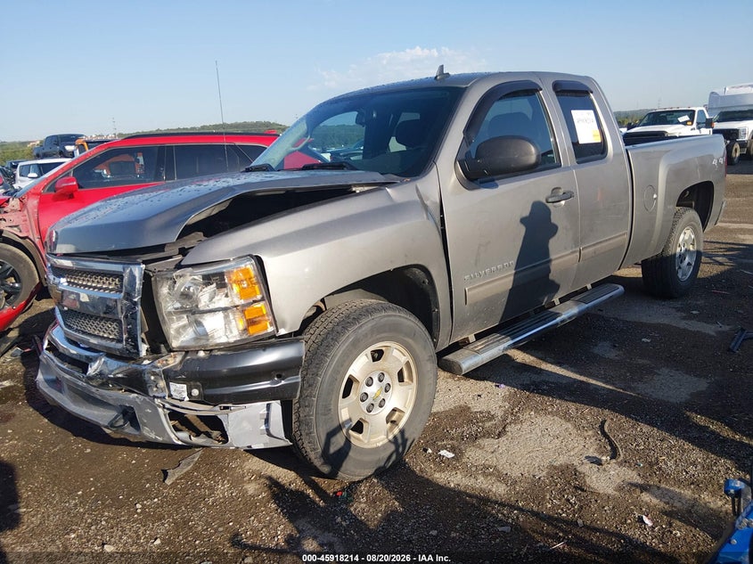 2013 Chevrolet Silverado, Удар спереду, IAAI, VIN 1GCRKSE78DZ314337 — фото 2