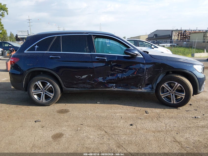 MERCEDES-BENZ GLC 300 - zdjęcie 13