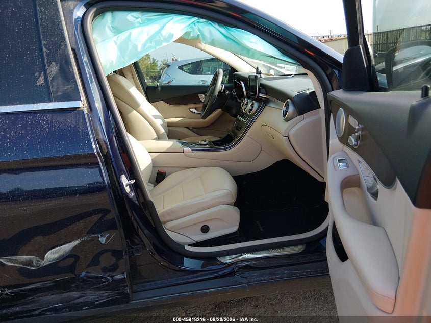 MERCEDES-BENZ GLC 300 - zdjęcie 5