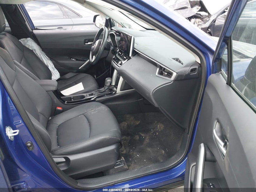 TOYOTA COROLLA CROSS - zdjęcie 5