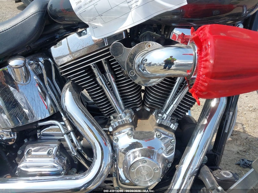 HARLEY-DAVIDSON FXSTDI 2006