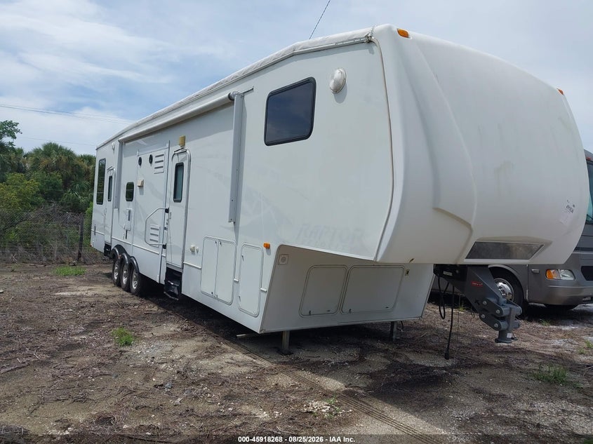 2010 KEYSTONE RV OTHER auction photo 1