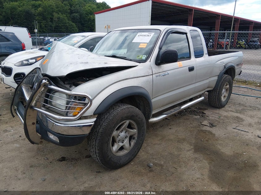 2004 Toyota Tacoma Base V6, Front End, IAAI, VIN 5TEWN72N84Z409916 — photo 2