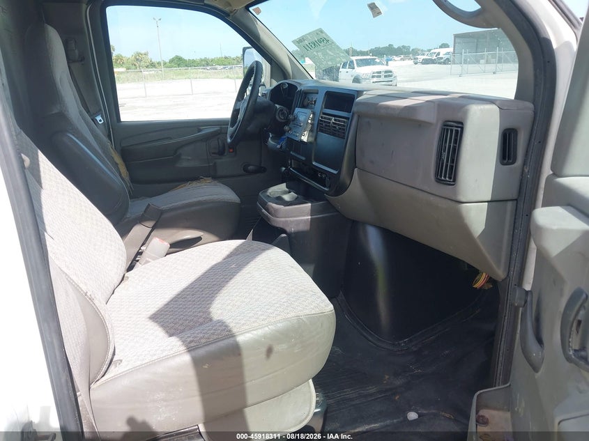 2005 CHEVROLET EXPRESS CUTAWAY auction photo 7