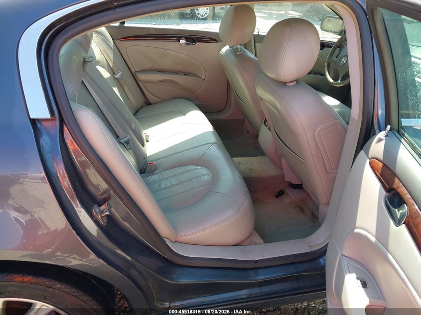 2010 BUICK LUCERNE auction photo 8