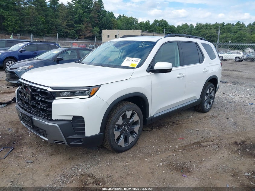 2026 Honda Pilot, Front End, IAAI, VIN 5FNYG1H81TB037644 — photo 2