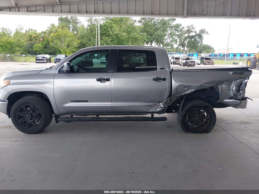 TOYOTA TUNDRA - zdjęcie 14