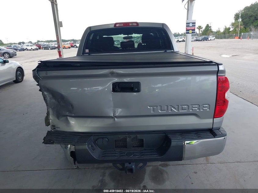 TOYOTA TUNDRA - zdjęcie 16