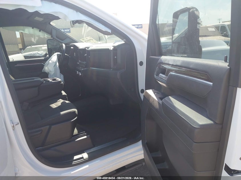 2025 GMC SIERRA 2500HD auction photo 5
