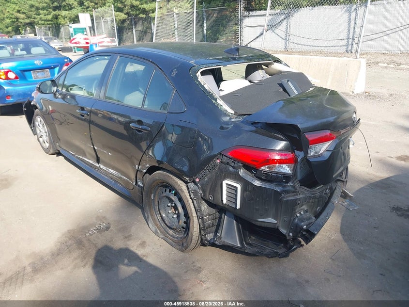 2022 TOYOTA COROLLA auction photo 3